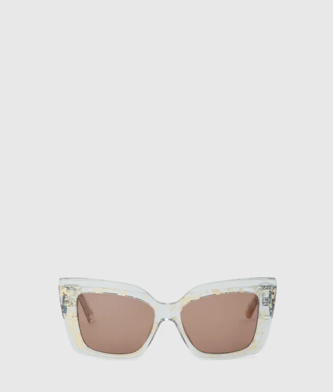 Gafas de sol gruesas con logotipo