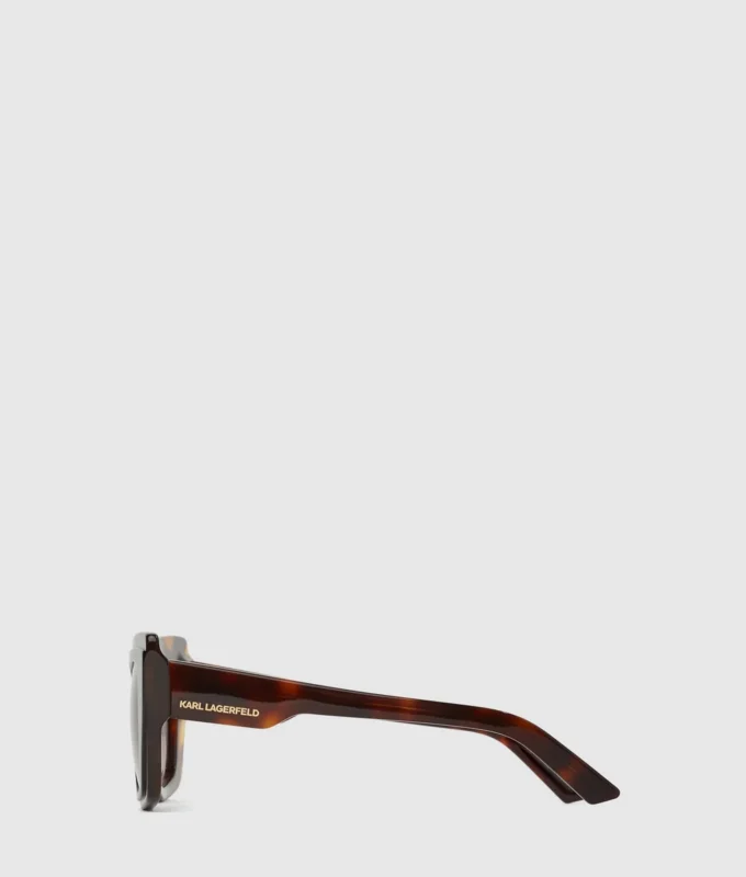 Gafas de sol gruesas con logotipo