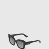 Gafas de sol gruesas con logotipo