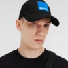 Gorra con parche con logotipo