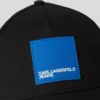 Gorra con parche con logotipo