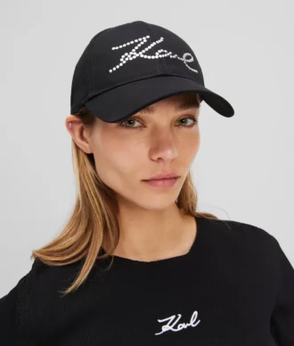 GORRA CON TACHUELAS K/SIGNATURE