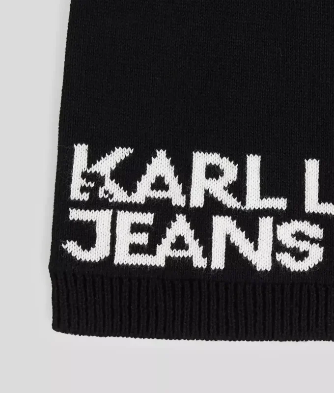 GORRO CON LOGOTIPO