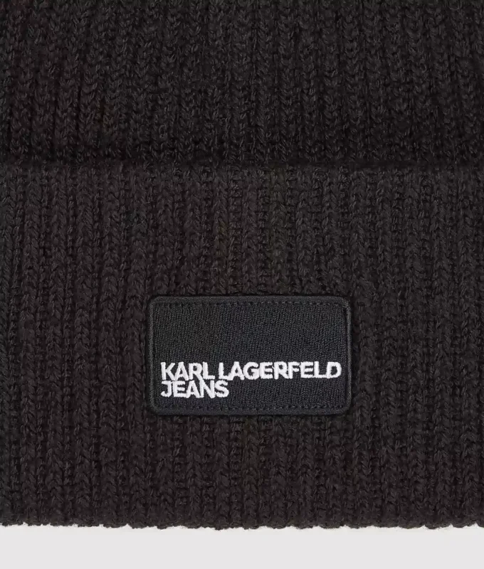 Gorro largo con parche con logotipo