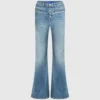 Jeans acampanados de talle alto