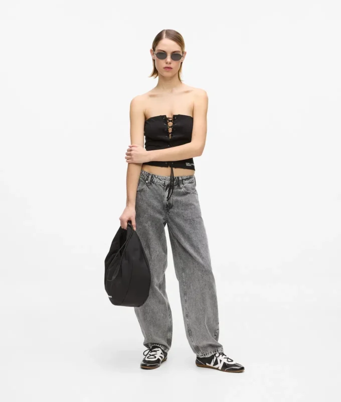 Jeans de tiro medio y pierna recta