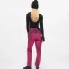 Jeans mom con efecto pintura en aerosol