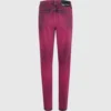 Jeans mom con efecto pintura en aerosol