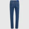 Jeans mom con tachuelas