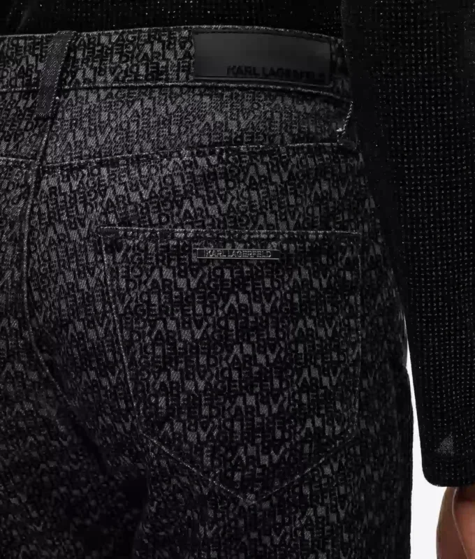 Jeans rectos con estampado integral