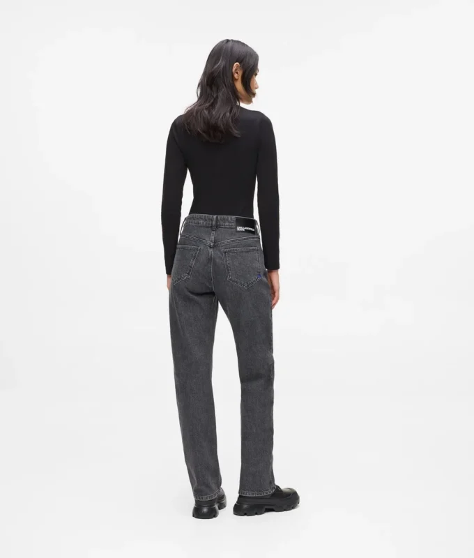 Jeans rectos de talle alto