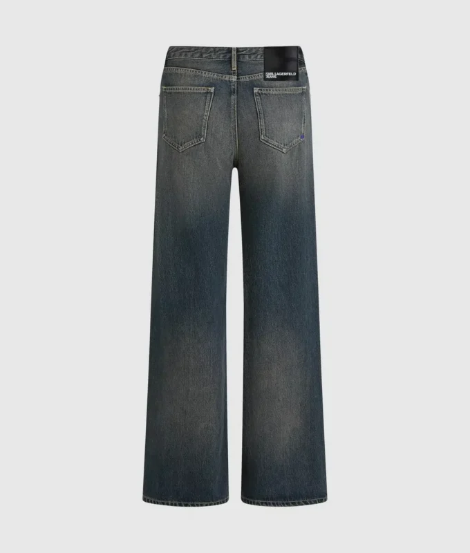 Jeans relajados de talle medio