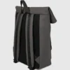 Mochila con cierre enrollable