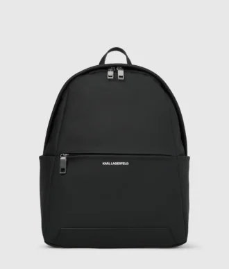 Mochila minimalista con logotipo