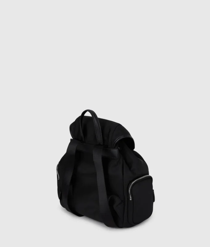 Mochila pequeña con solapa de nylon Ikon