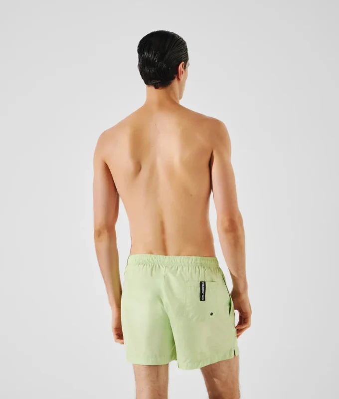 PANTALÓN CORTO CON LOGOTIPO