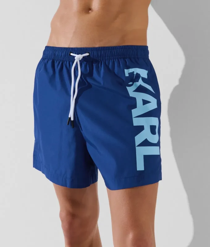 PANTALÓN CORTO CON LOGOTIPO