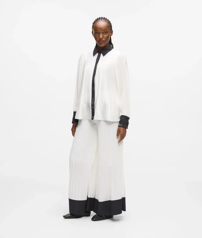 Pantalones anchos plisados