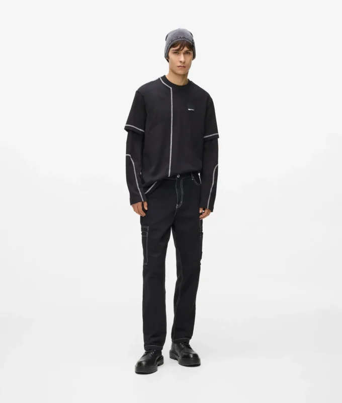 Pantalones cargo con costuras en contraste