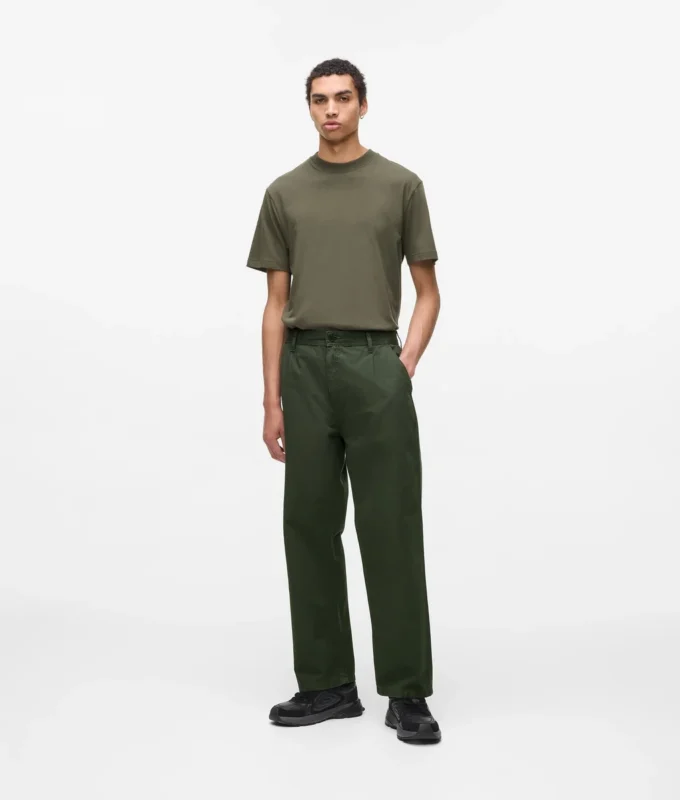 Pantalones chinos holgados