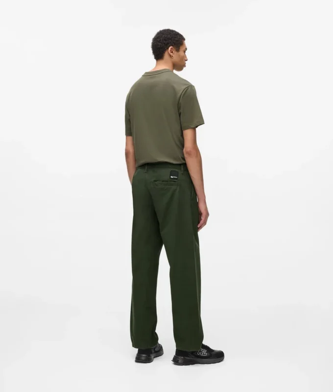 Pantalones chinos holgados