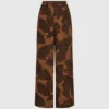 Pantalones con estampado de abanicos