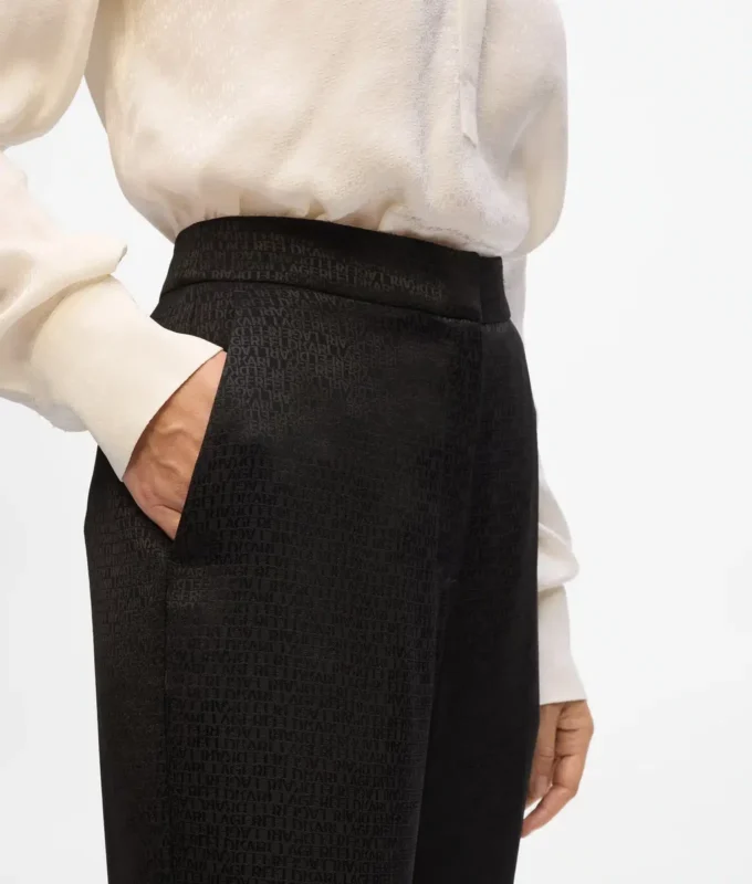 Pantalones con estampado integral