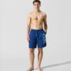 PANTALONES CORTOS DE BAÑO LARGOS CON LOGOTIPO