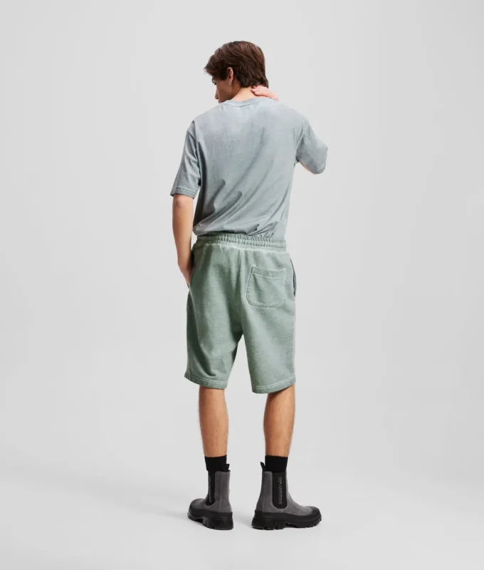 PANTALONES CORTOS DE CHALECHO DESGASTADOS