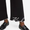 Pantalones de chándal con dobladillo característico