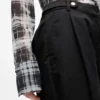 Pantalones de corte amplio