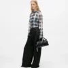 Pantalones de corte amplio
