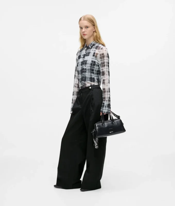 Pantalones de corte amplio