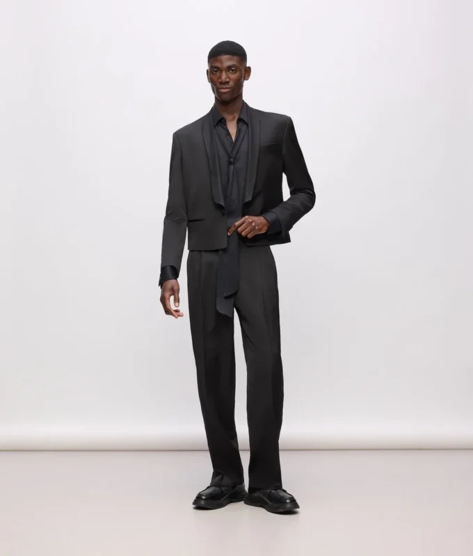 Pantalones KL Studio con detalles de satén