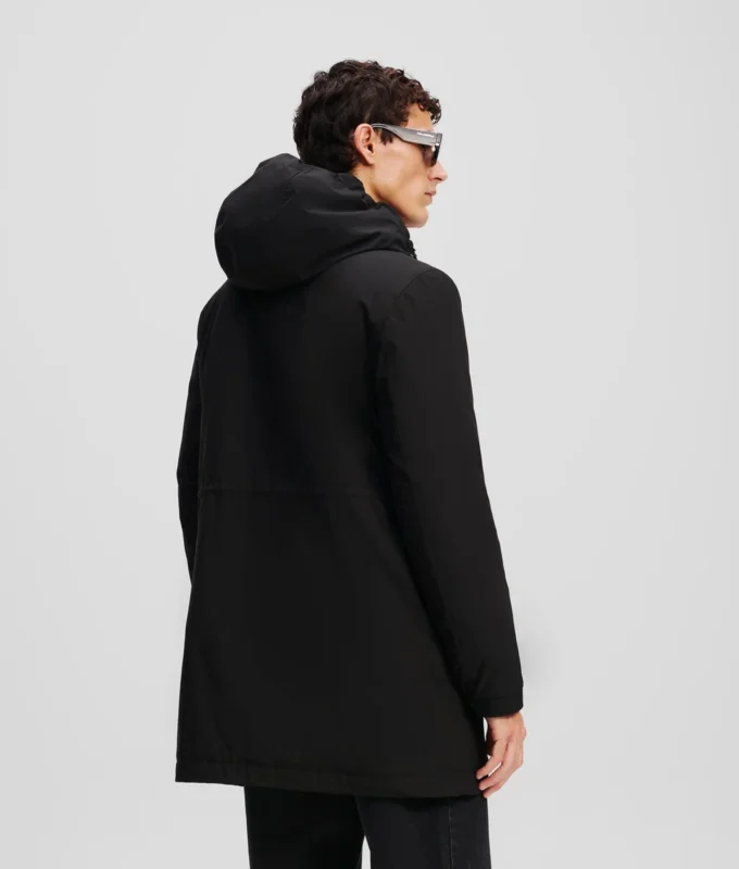 PARKA CON CAPUCHA ULTRALIGERA