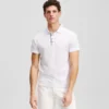 POLO CON BOTONES DE PRESIÓN