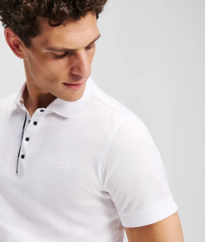 POLO CON BOTONES DE PRESIÓN