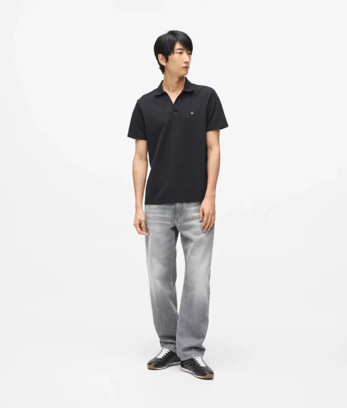 Polo con pin Monogram