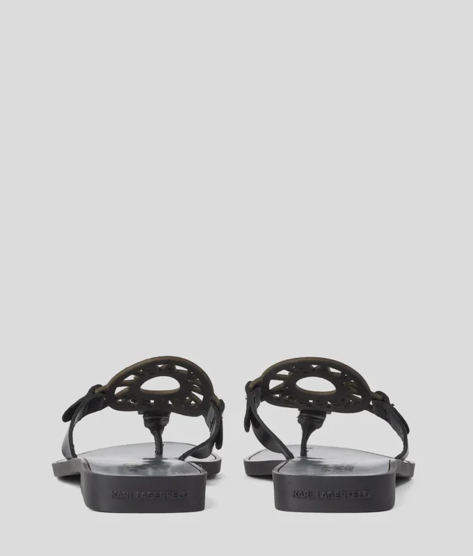 SANDALIAS CON LOGOTIPO DE ANILLO