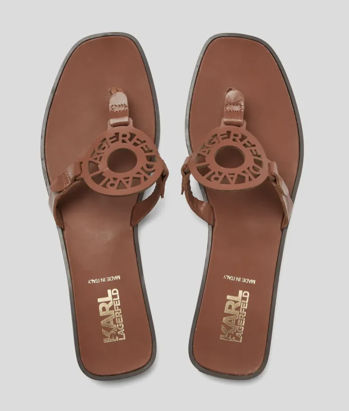 SANDALIAS CON LOGOTIPO DE ANILLO
