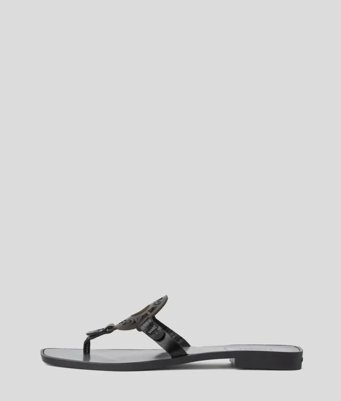 SANDALIAS CON LOGOTIPO DE ANILLO