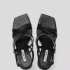 SANDALIAS DE TACÓN CON CORREA DE CADENA KARMEL SIGNIA