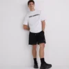 SHORTS CON COSTURAS EN CONTRASTE