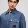 SOBRECAMISA DE MATERIALES MIXTOS