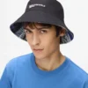 Sombrero tipo pescador reversible con estampado de grafitis