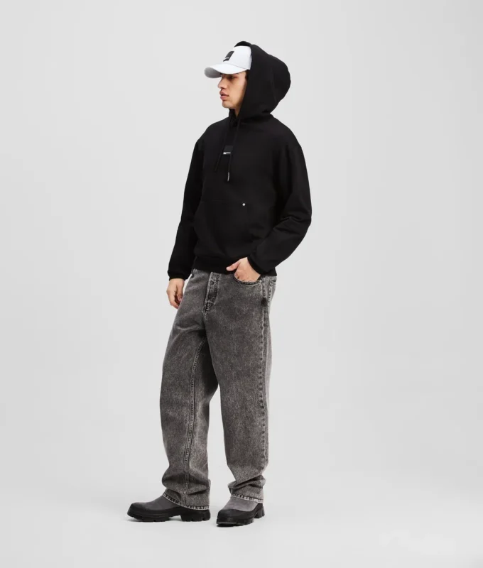 SUDADERA CON CAPUCHA GRÁFICA
