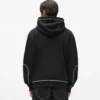 Sudadera con capucha y costuras en contraste