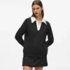 Sudadera con cuello característico
