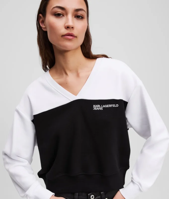 SUDADERA CON CUELLO EN V