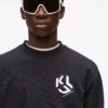 Sudadera con parche monograma